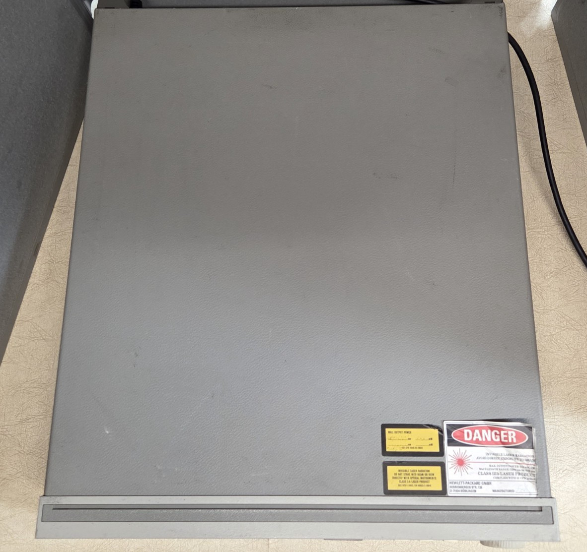 Agilent/ HP 8168F 1435-1597 nm Tunable Laser Power Supply UNLOCKED
