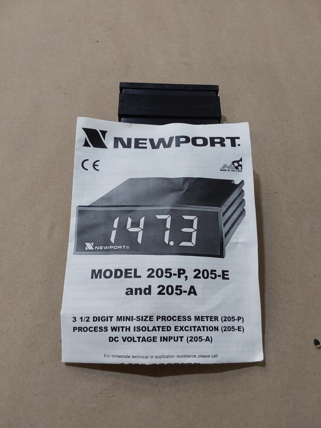 Newport 3 1/2 Digit Mini-Size DC Voltmeter 205-AV4 G C0 BL