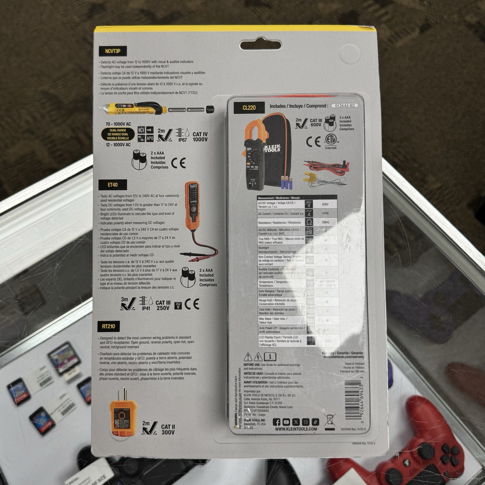 New Klein Tools Premium Meter Electrical Test Kit CL220VP