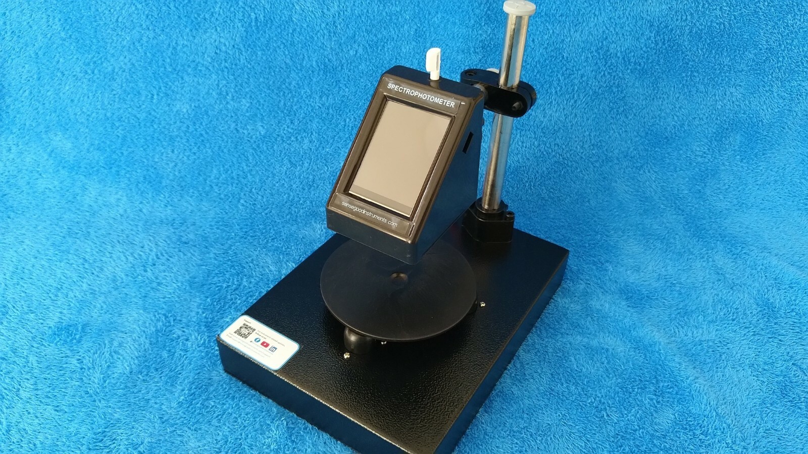 NEW ARRIVAL Handheld Digital Colorimeter Reflectance Long Life LED Illumination