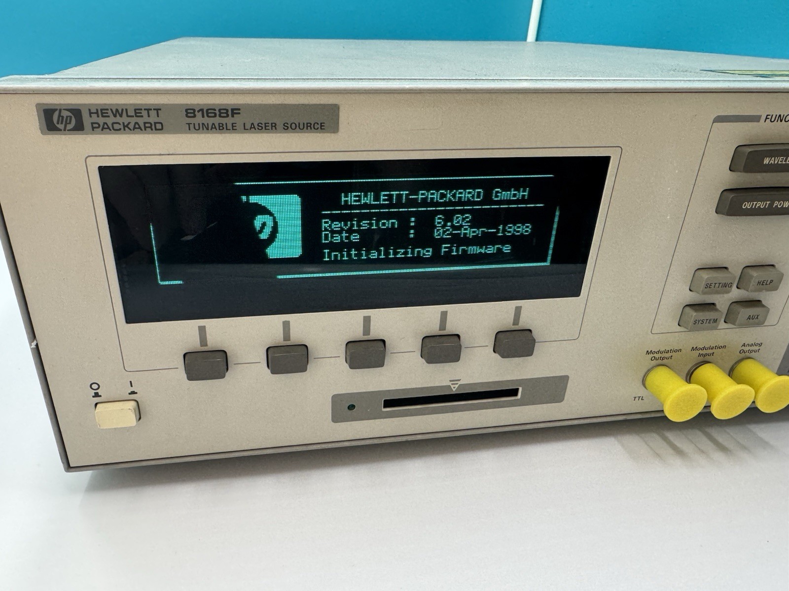 Keysight Agilent HP 8168F Tunable Laser Source 1450nm to 1590nm Unlocked