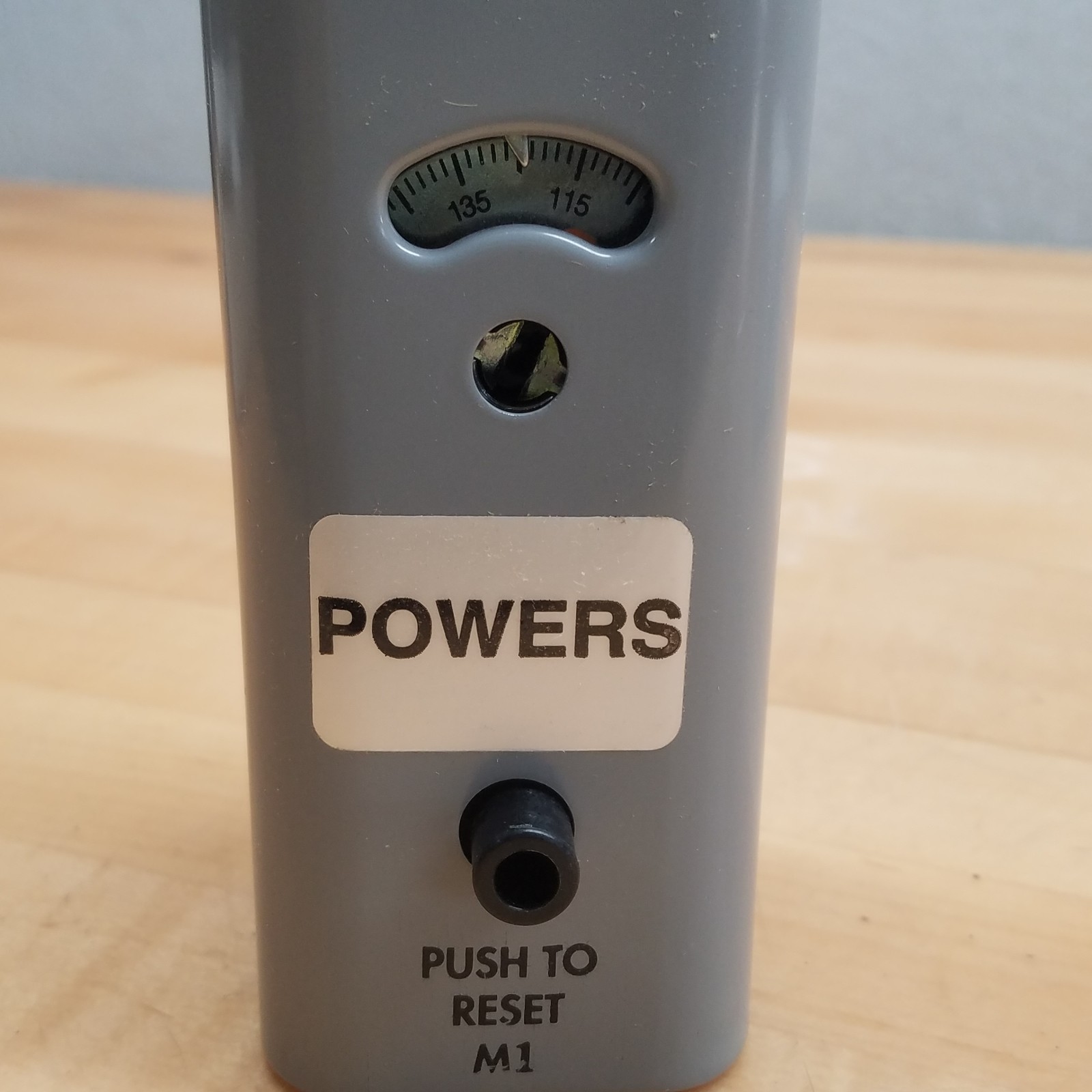 Siemens 141-0530 Powers Controls Thermostat, Limit Control, 25° to 215°F – NEW