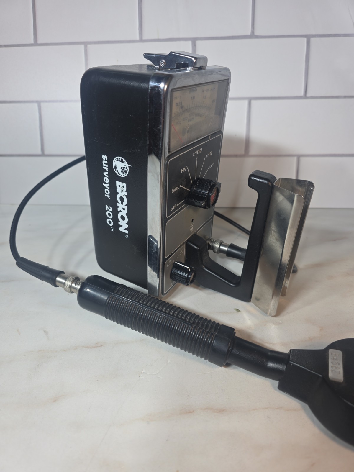 Bicron Surveyor 200 Meter Geiger Counter With Pancake Probe