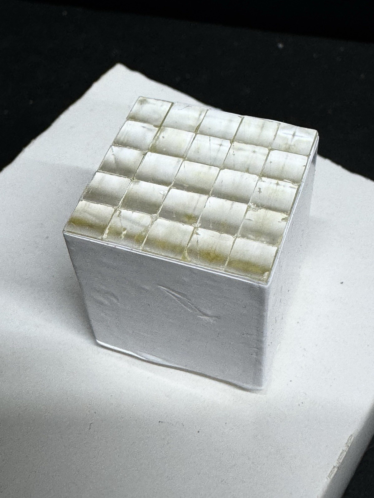 LYSO 5X5 Crystal Pixel Array (25 pieces) Hi-Energy Gamma Detector