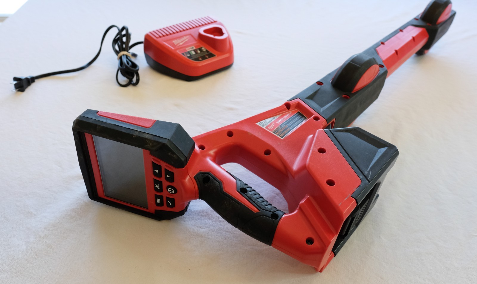 Milwaukee 2580-20 M12 Cordless Pipeline Locator – Used