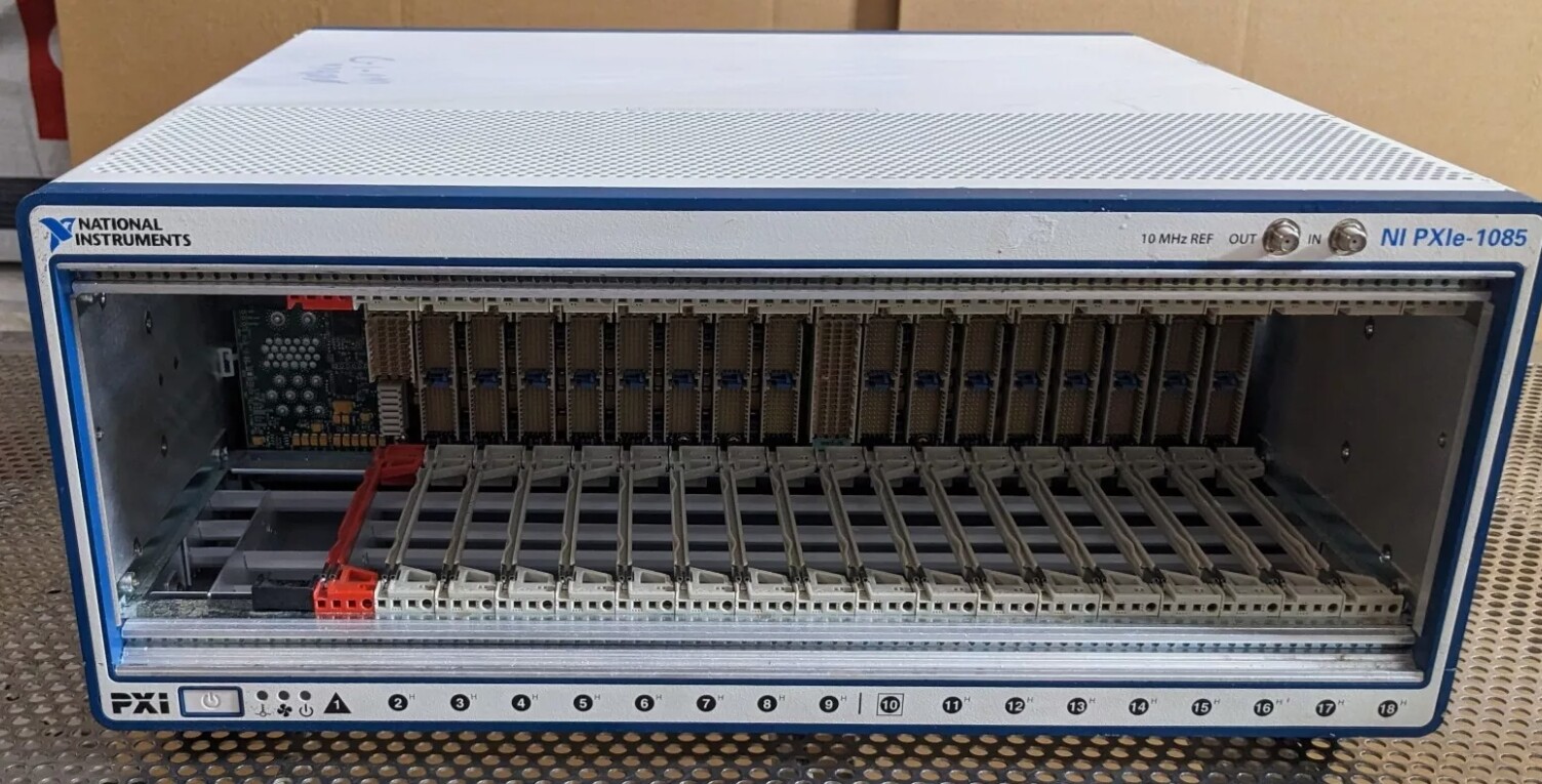 USED National Instruments NI PXIe-1085 PXIe, 18-Slot Up to 12 GB/s PXI Chassis