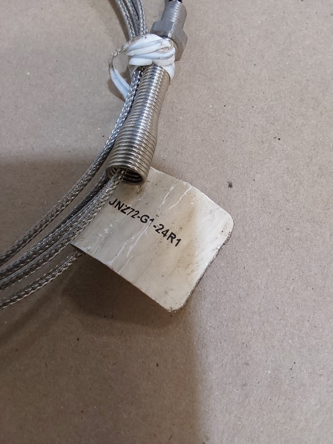 Unbranded Closed Loop Style Thermocouple JNZ72-G1-24R1