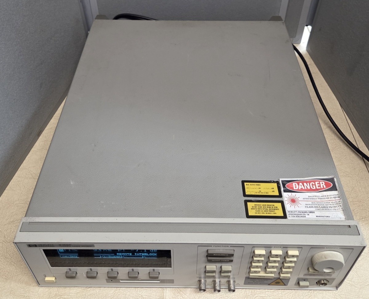 Agilent/ HP 8168F 1435-1597 nm Tunable Laser Power Supply UNLOCKED