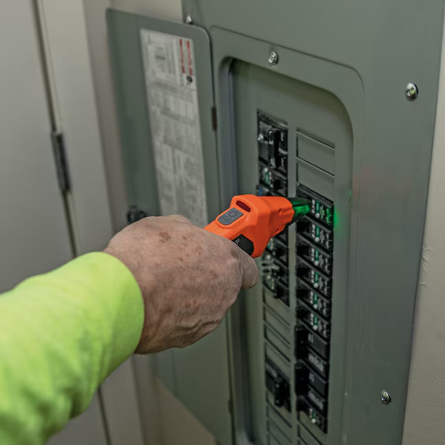 Klein Tools ET310 Digital Circuit Breaker Finder with GFCI Outlet Tester
