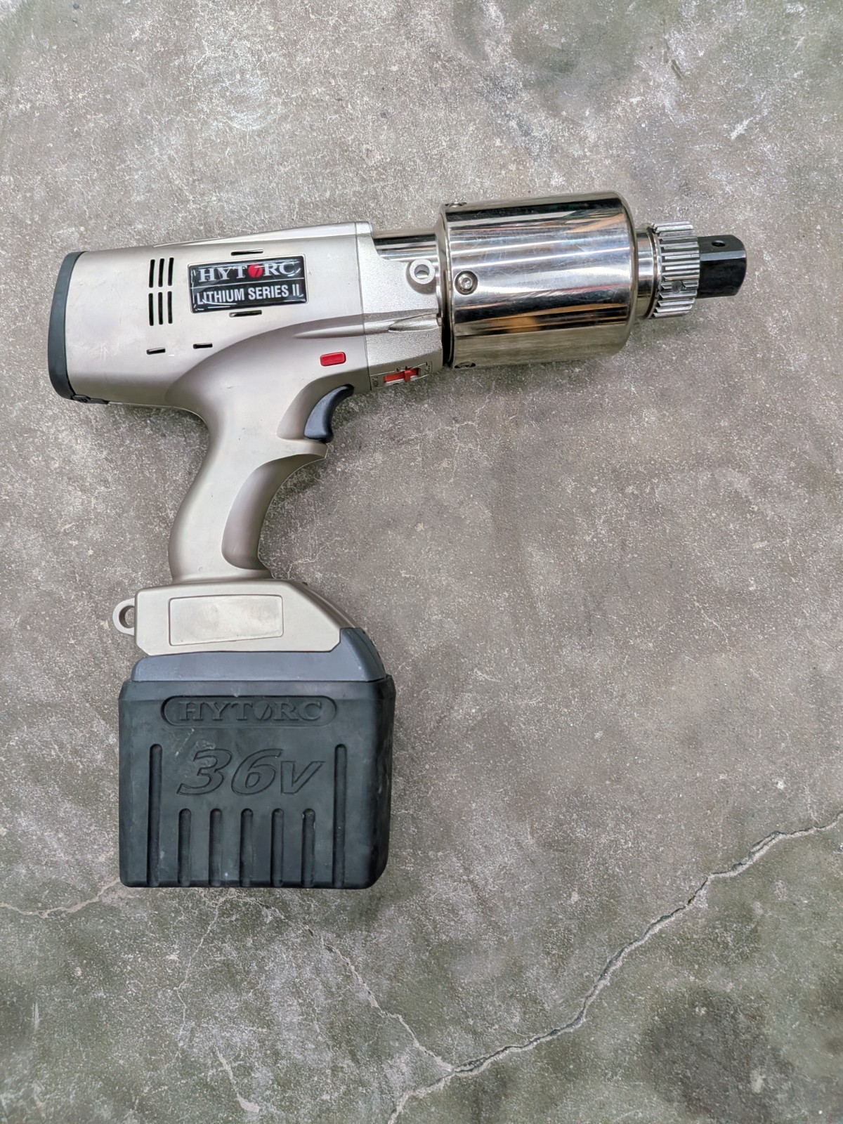 HYTORC LST-3000 Lithium Series II Bluetooth Electric Torque Tool