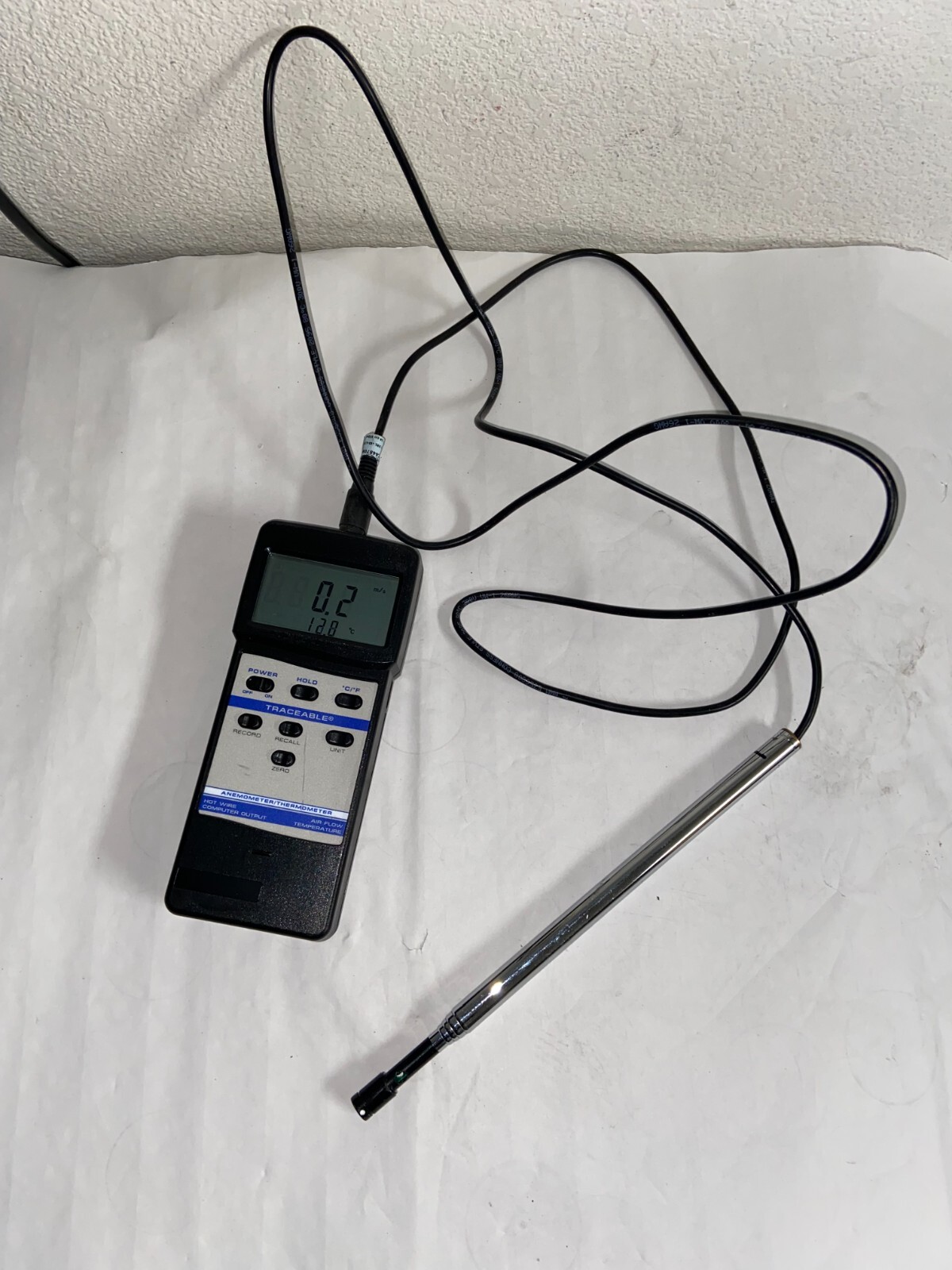VWR / Traceable 4330 Hot Wire Anemometer / Thermometer w/ Telescopic Probe