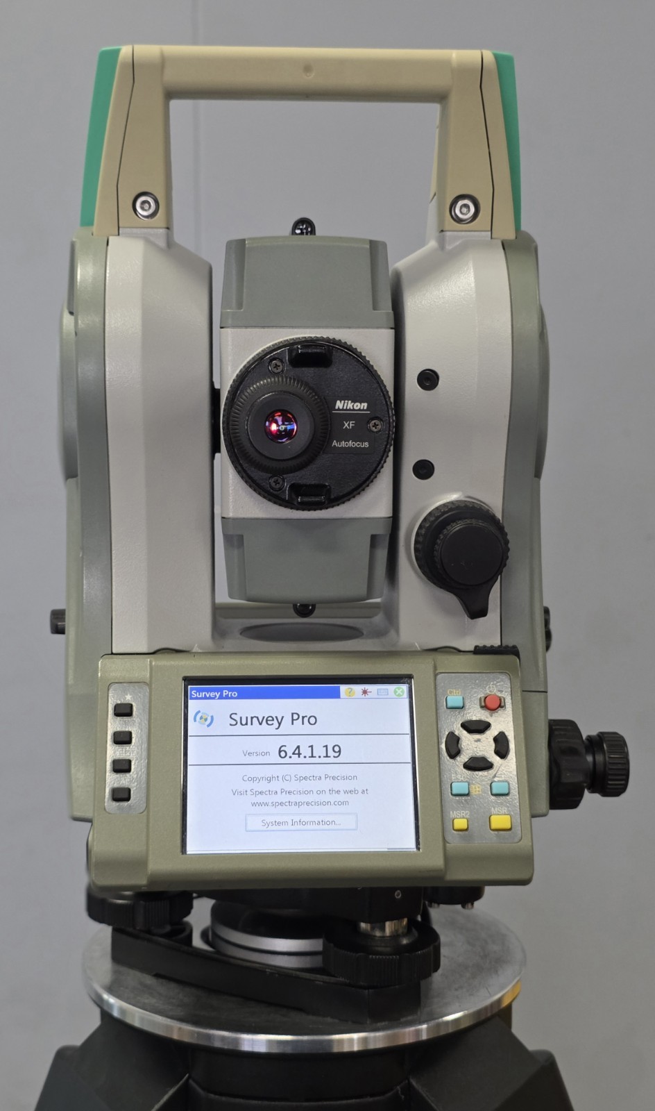 Nikon XF 3″ AutoFocus Reflectorless Survey Total Station w/ Survey Pro 6.4