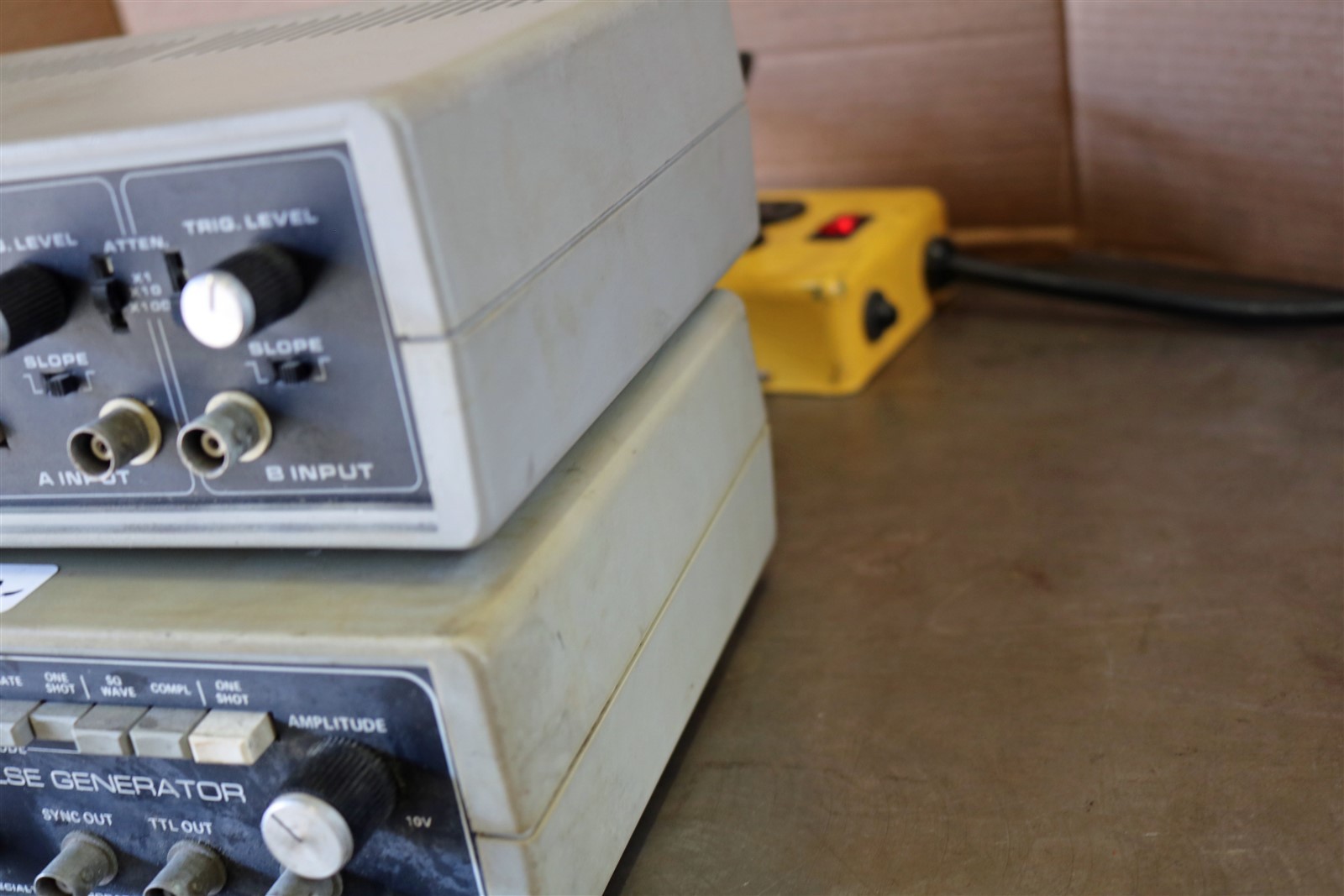 4001 Pulse Generator & 5001 Universal Counter Timer, Global Specialites – E3054