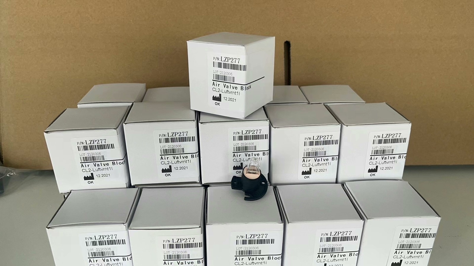 1PC NEW HACH LZP277 Lamp Fast Shipping DHL/Fedex One-year warranty