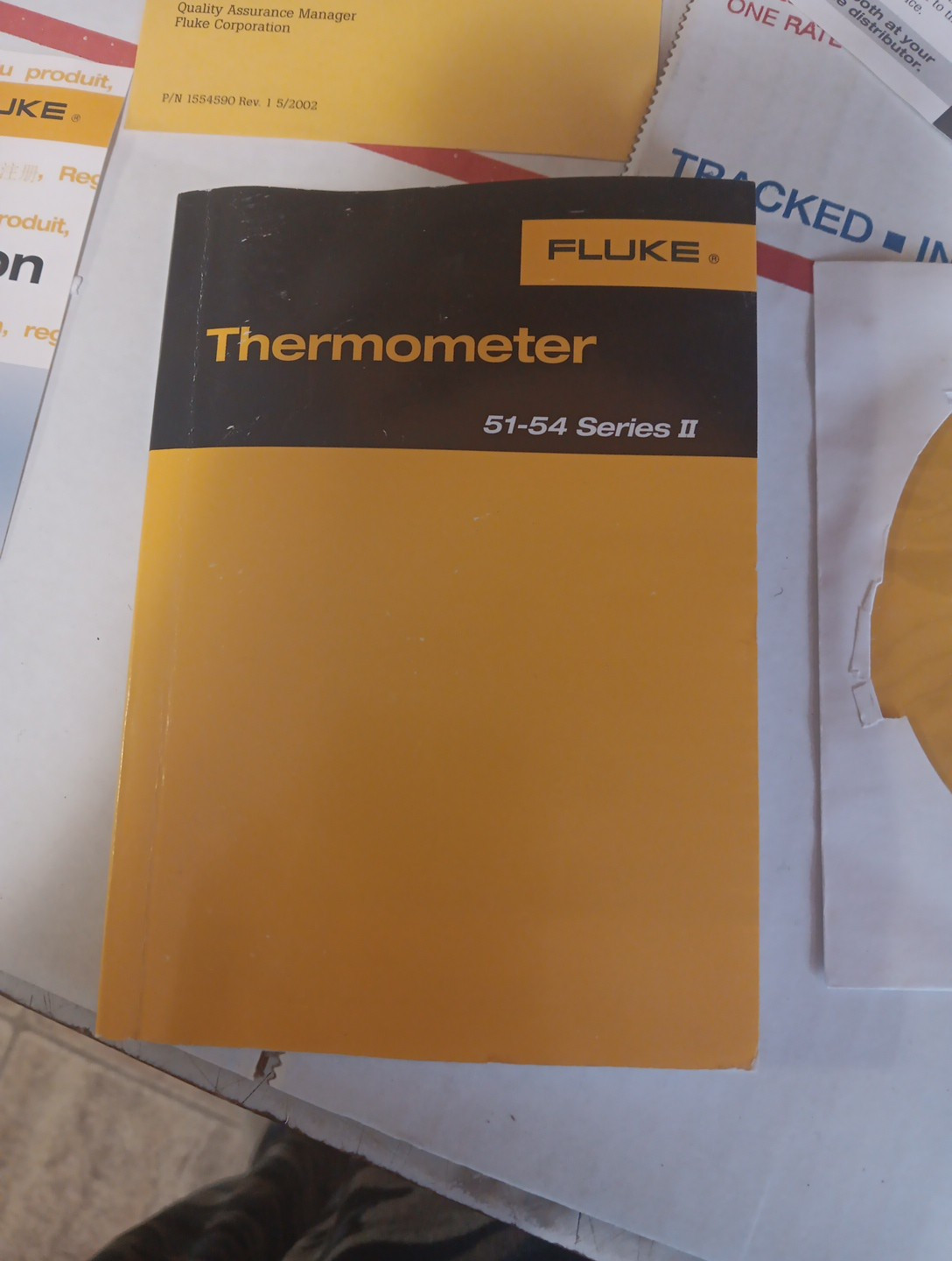 FLUKE 51-54 Series II Thermometer ‘User’s Manual’ English Version