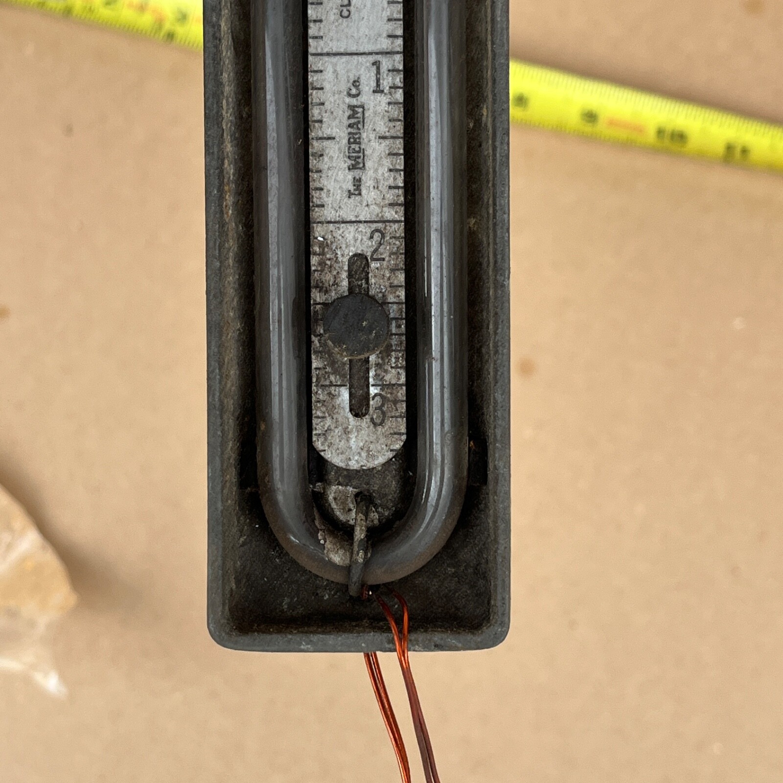 Vintage Meriam MANOMETER 10 in Instrument Size 6 SCP cement Scale