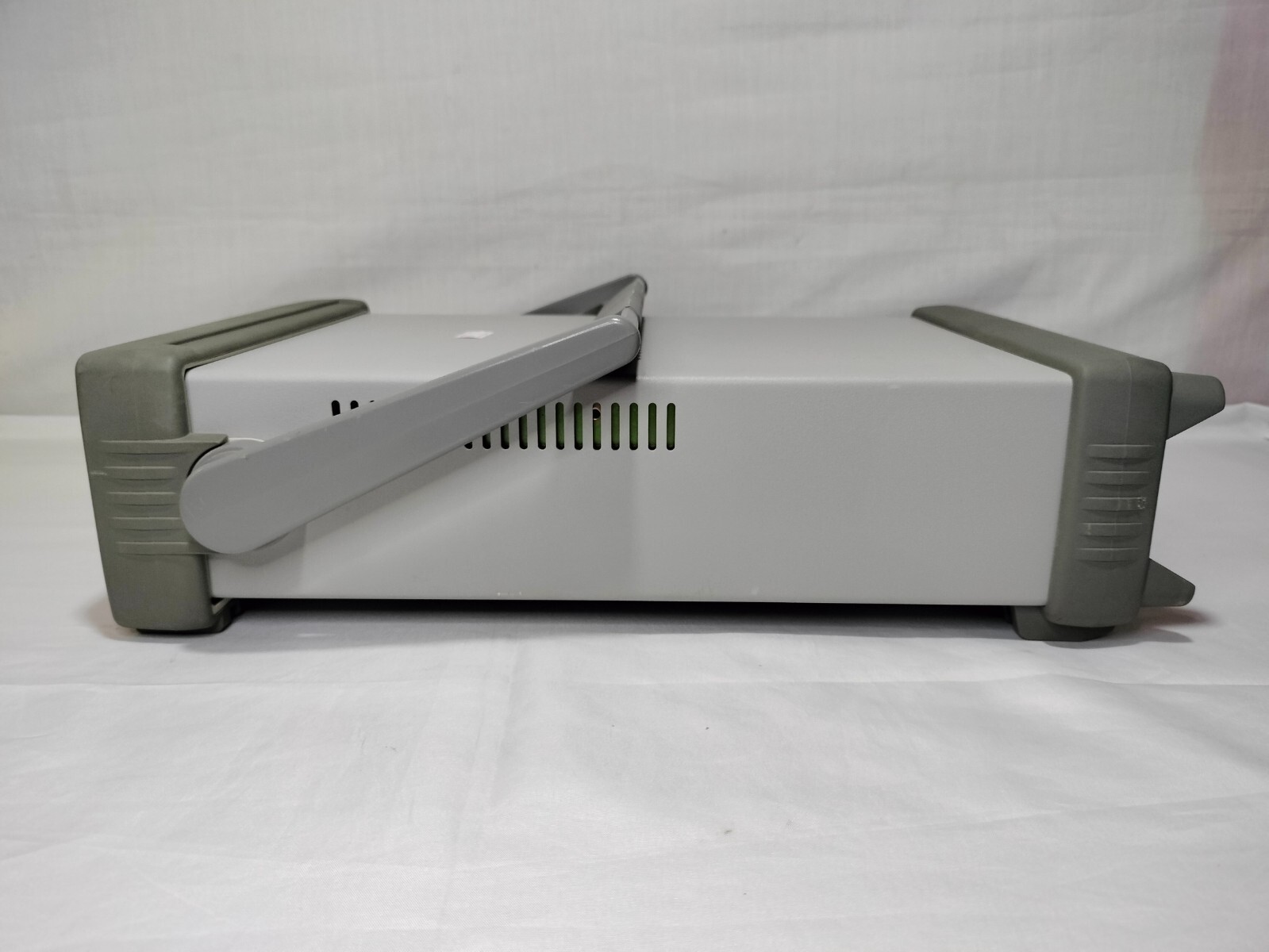 HP Agilent 53131A 225 MHz Universal Counter 170 VA Max S/N: MY40014345