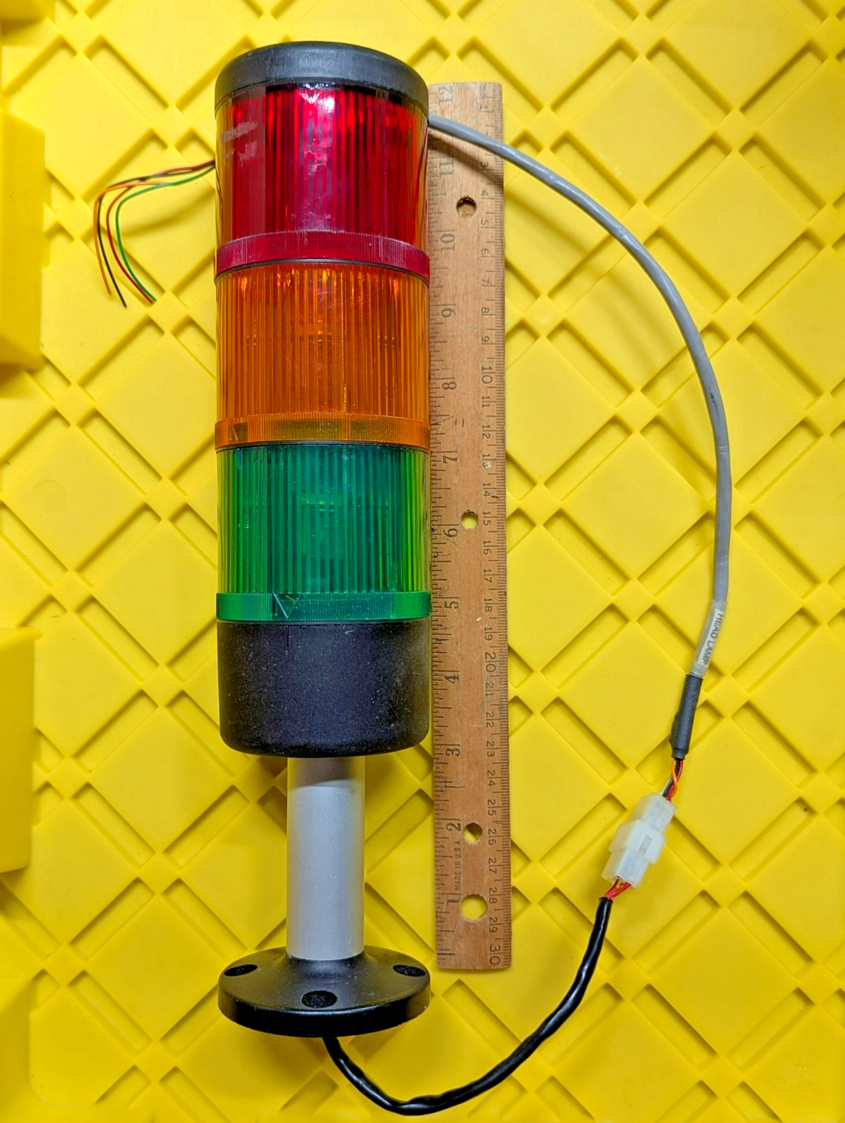 TELEMECANIQUE SIGNAL LIGHT TOWER, 3-Color Green Orange Red with Mounting Base