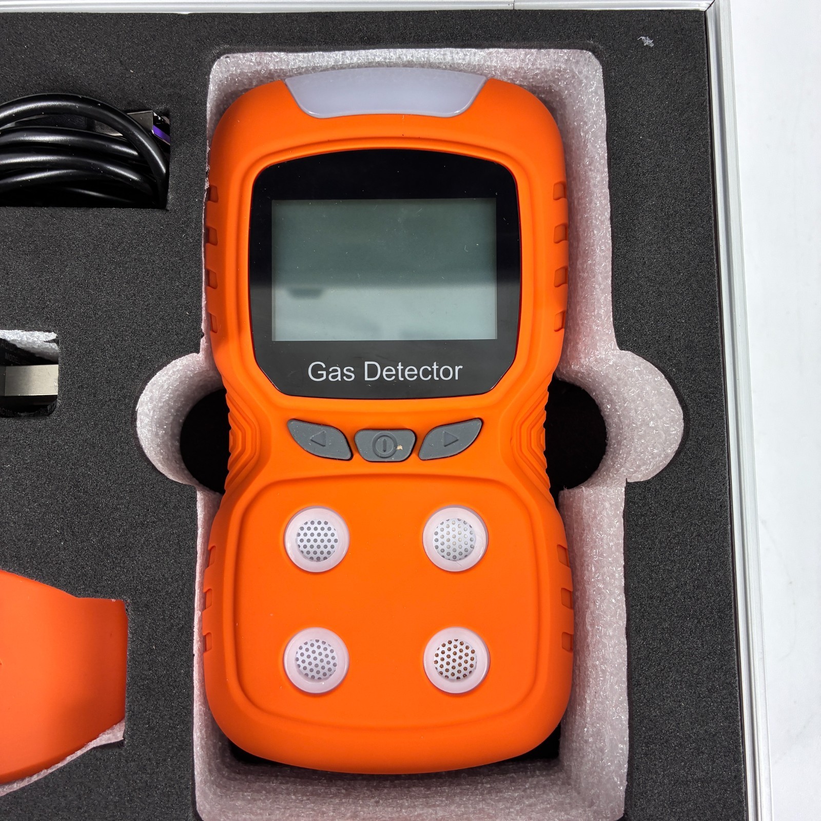 Voice Type Multifunctional Gas Detector with Case – Orange