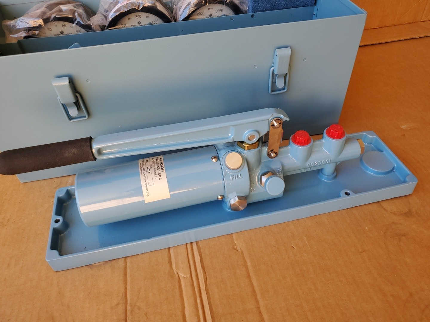Ashcroft Portable Dead Weight Tester 5,000lb Hydraulic Pressure 1327 DG4-50
