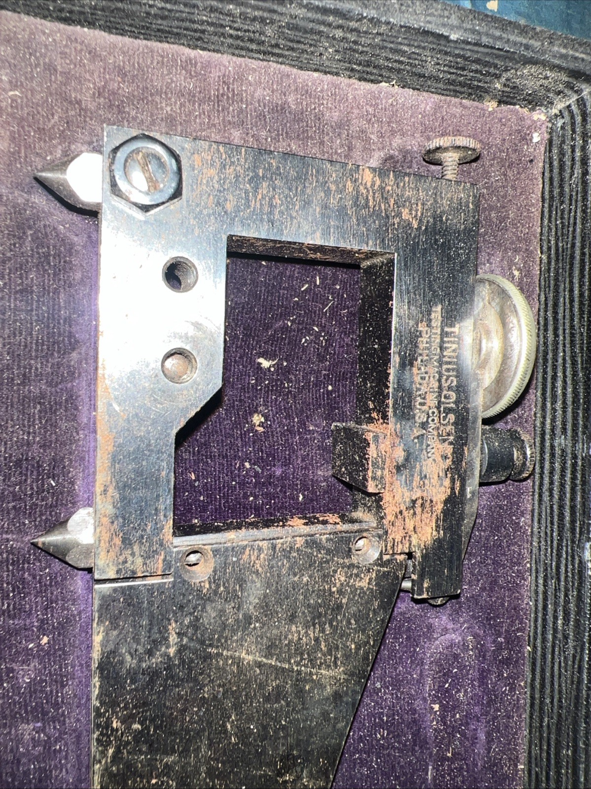 Tinius Olsen Strain Gage Caliper Model S-2 English