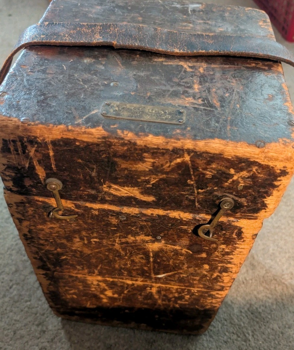 W.L. & E. Gurley Surveyor Transit .96ft Engineering Wood Box Vintage PLZ READ!