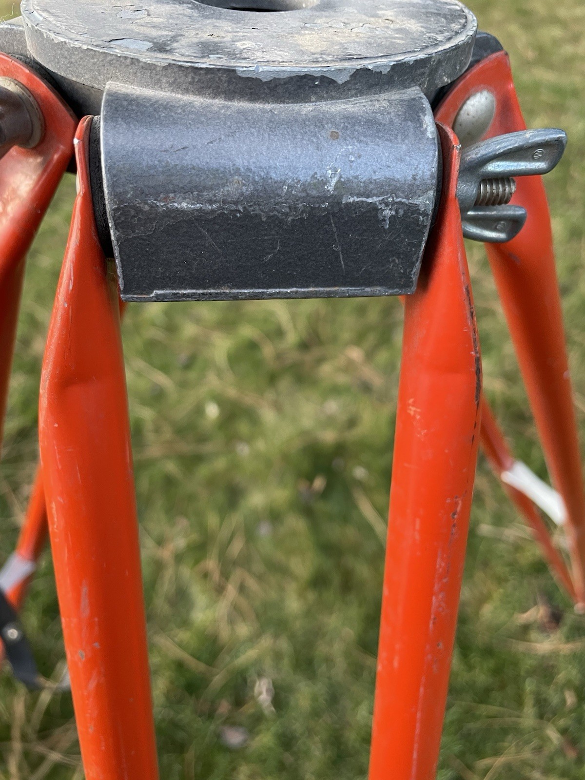 Vintage David White Orange Metal Surveying Surveyor TRIPOD Only Spiked Feet 5ft