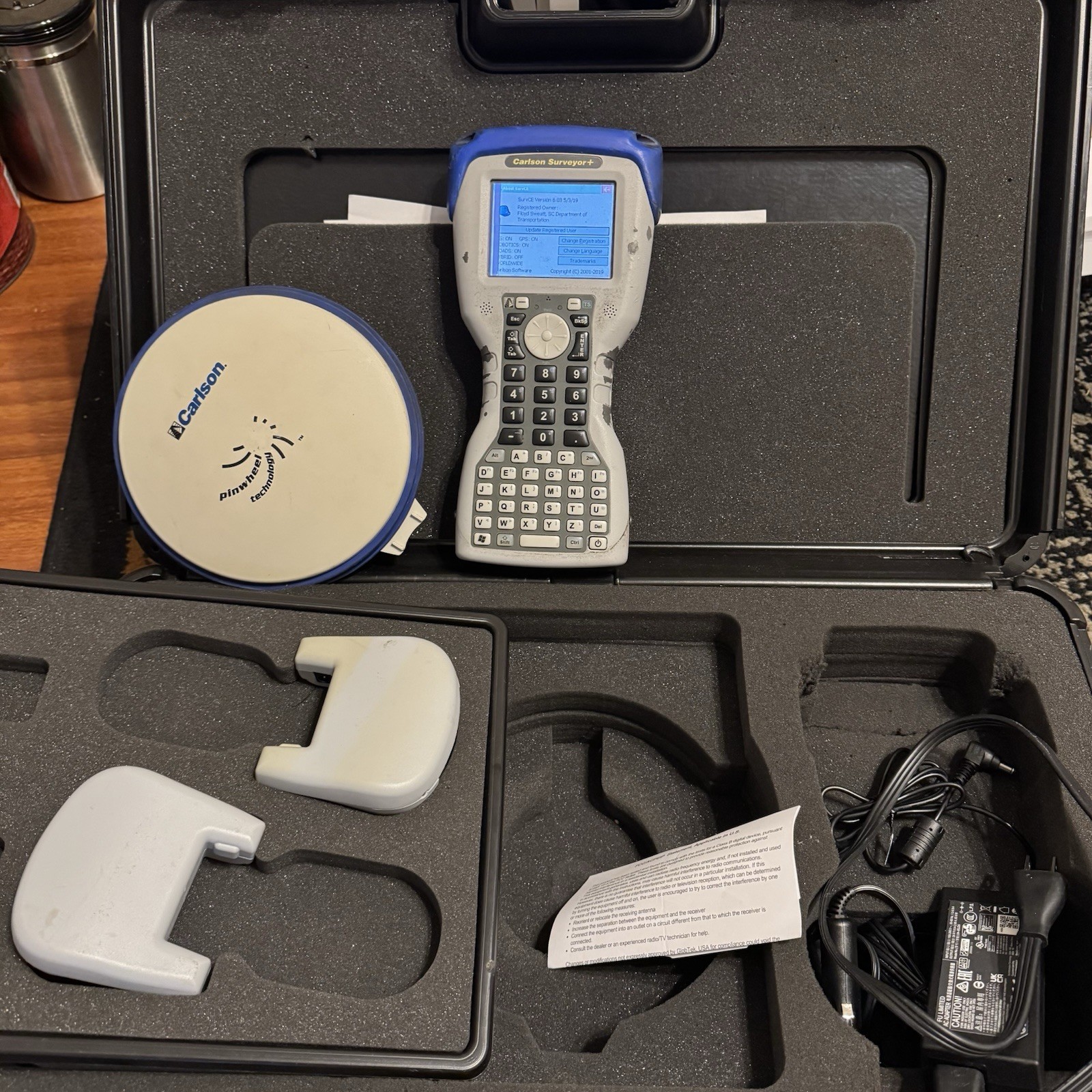 Carlson Surveyor+ COMPLET GNSS SYSTEM SurvCE 6.03 GPS/ROBO/ROADS 702-GGL Antenna