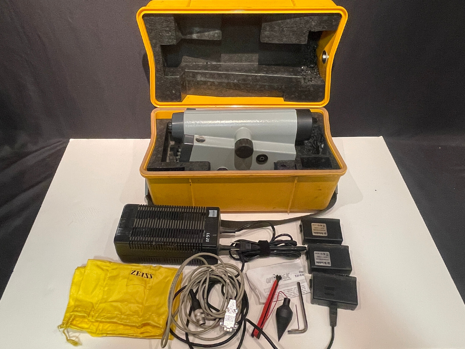 Carl Zeiss Trimble Automatic Digital Laser Surveyor Level Tilt Compensated