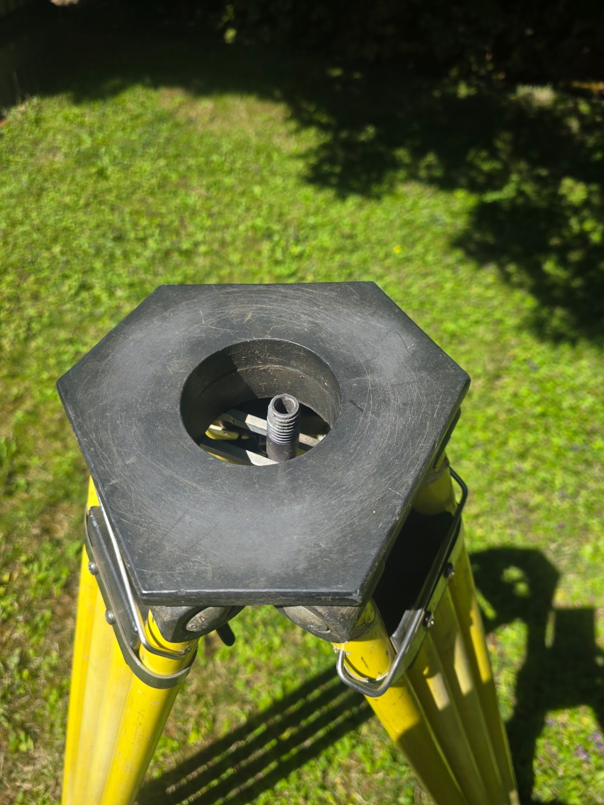 Dutch Hill Lightweight Heavy Duty Composite Land Surveyors Tripod