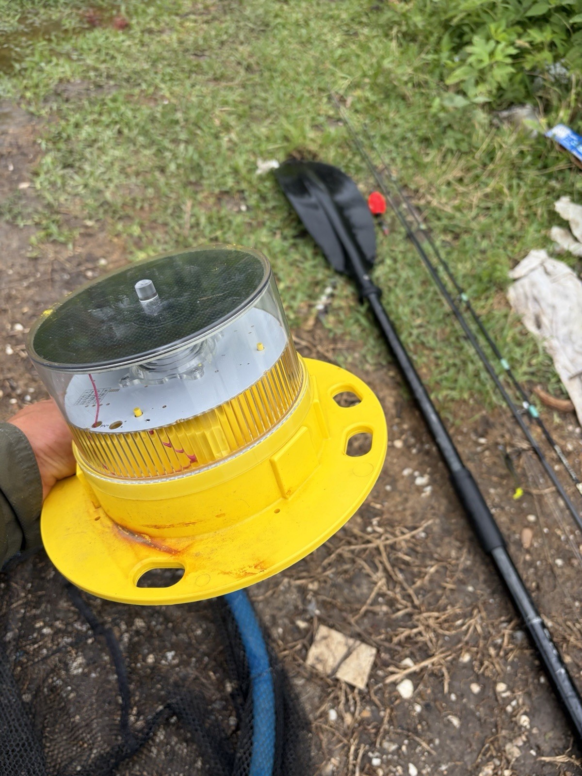 Sealite Solar Marine Lantern – Yellow – 2-3 NM Visibility – with GPS Tracking