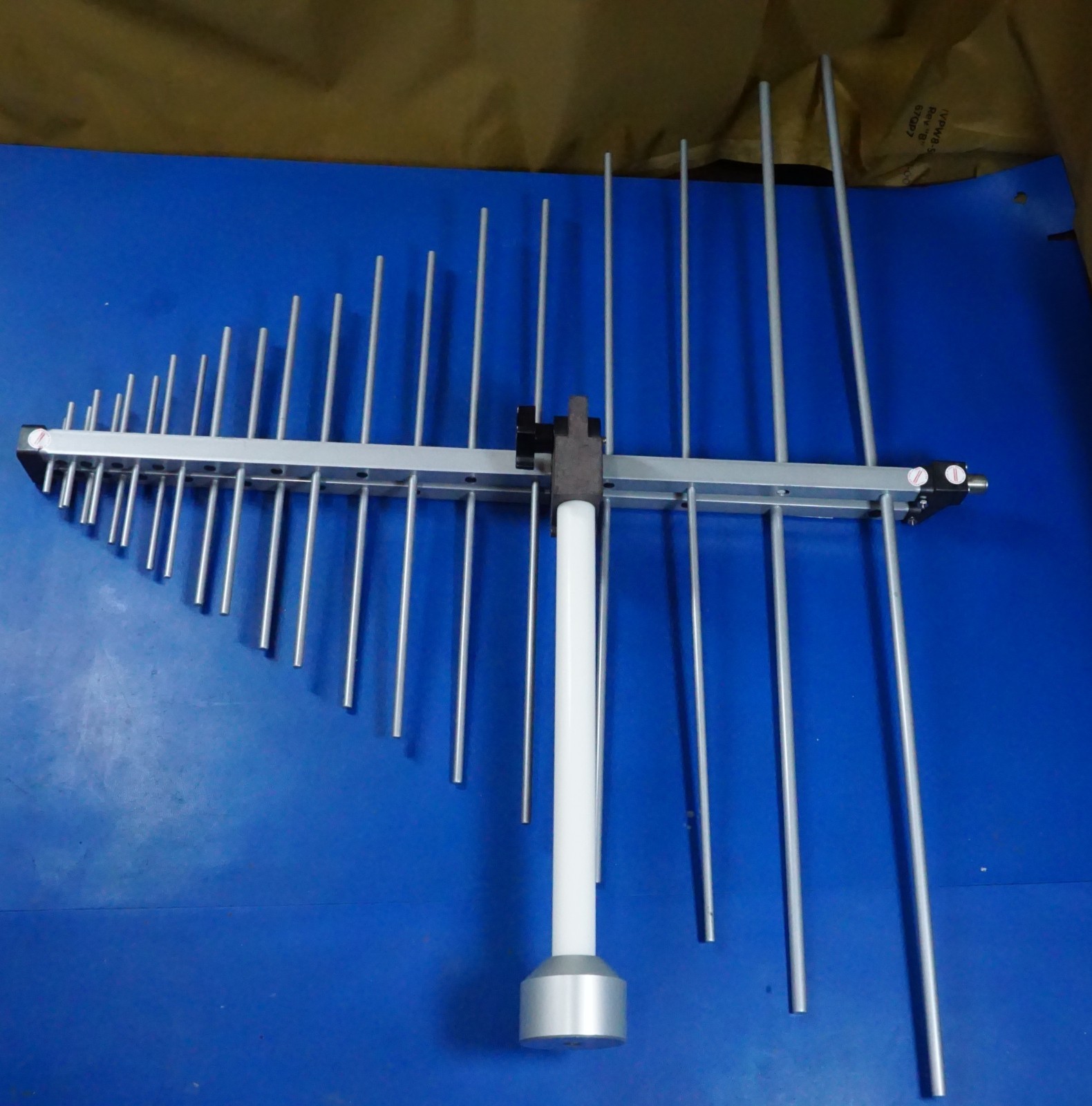 ETS-lindgren 3148 200MHz-2GHz Log Periodic Dipole Array Antenna
