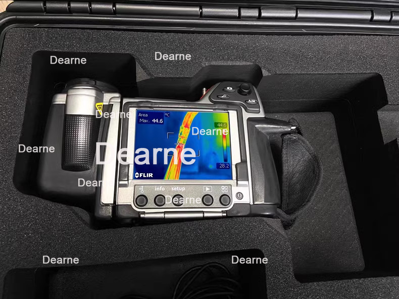 FLIR T250 Thermal Imager Autofocus Test