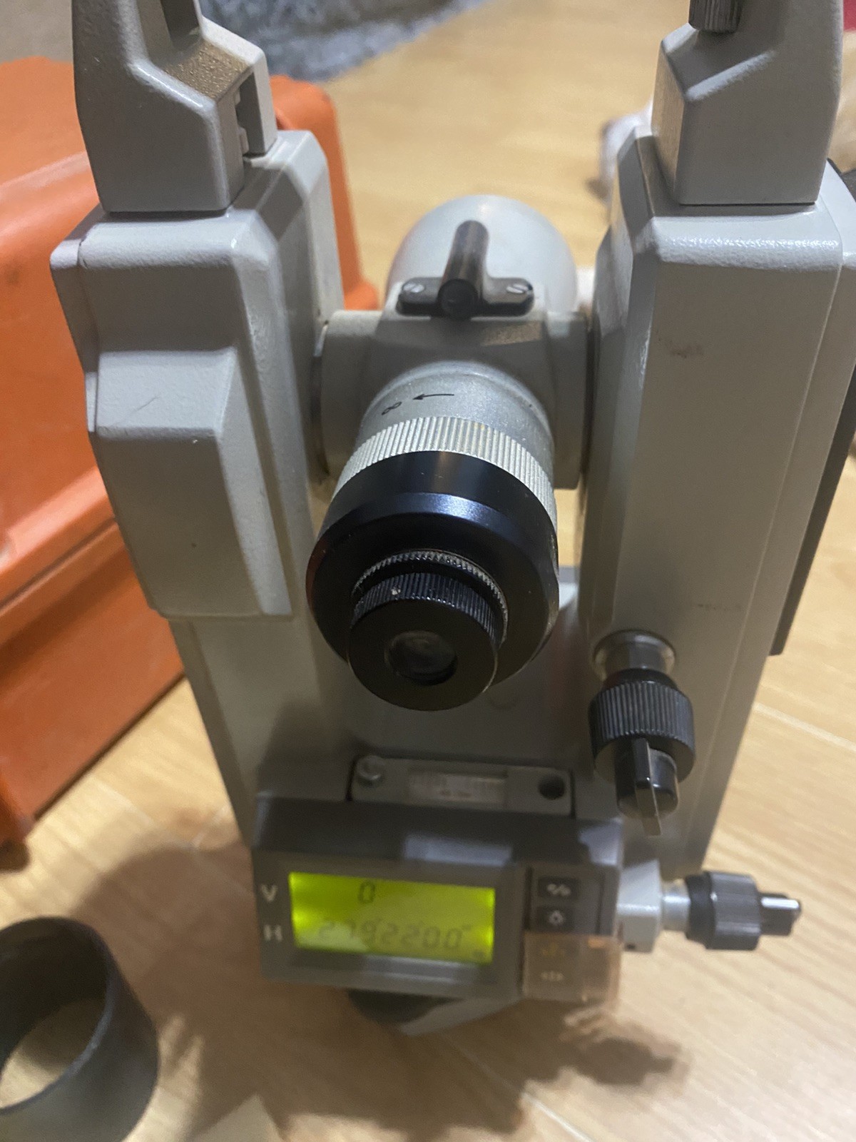 LIETZ SOKKISHA DT6 Electronic Digital Theodolite, Excellent Transit Surveyor