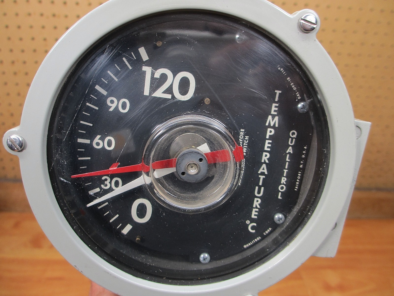 Qualitrol DAL-093-18 *NEW OLD STK* 0-120ºC Thermometer 166050 Temperature Gauge