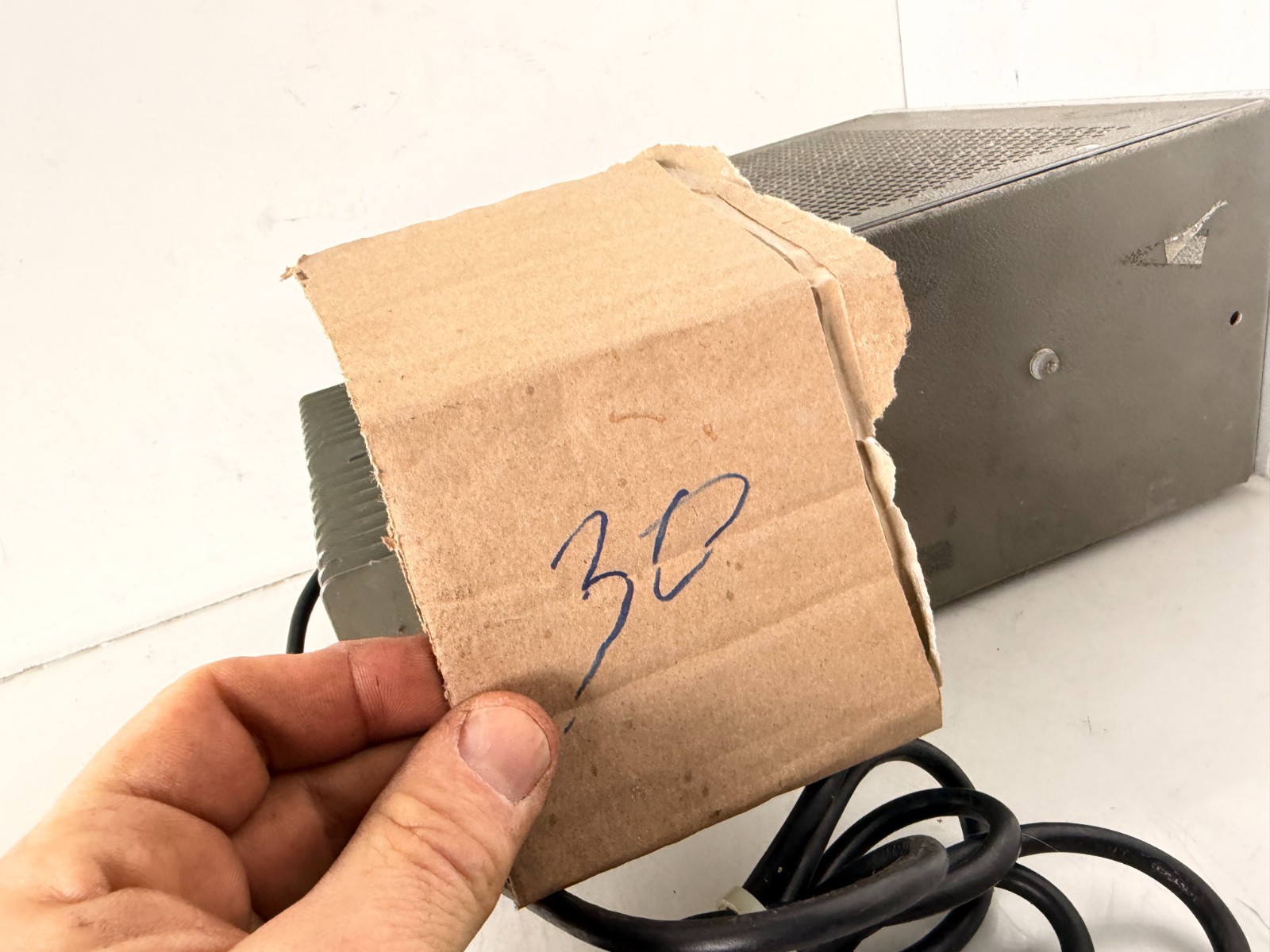 Hewlett-Packard 6111A DC Power Supply, 0-20V, 0-1A (30)