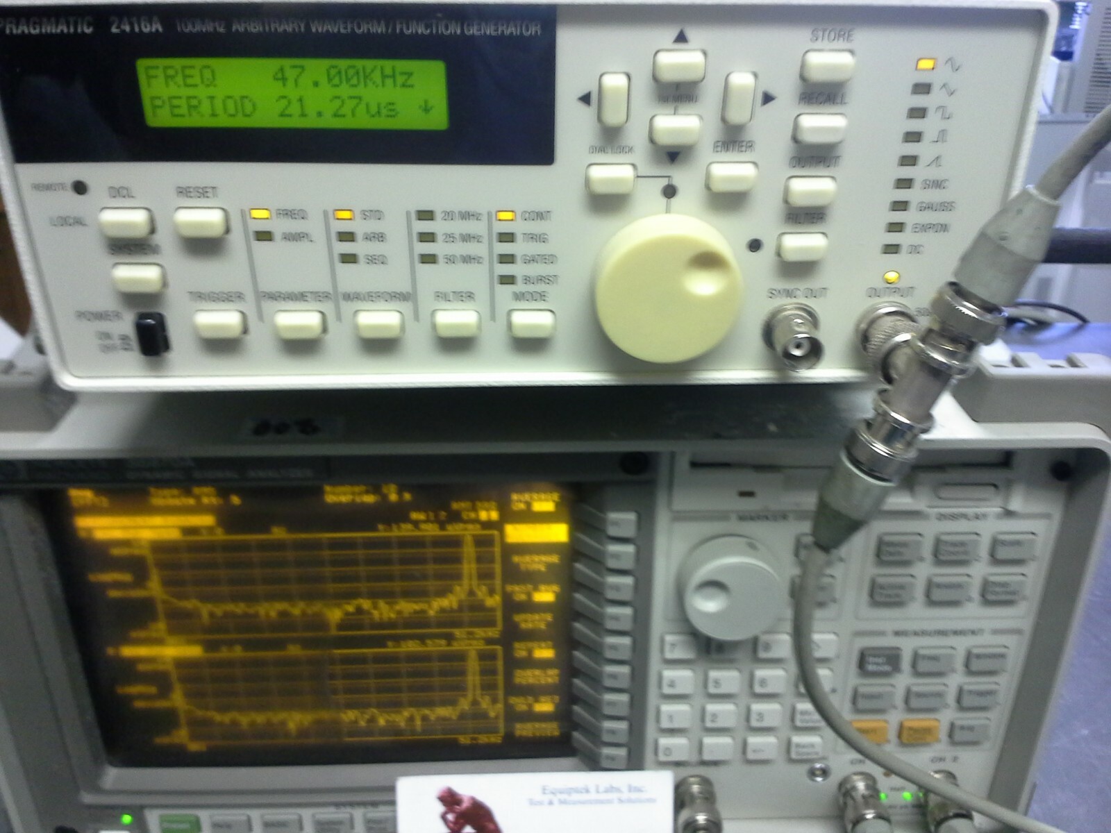 HP 35670A Signal Analyzer WORKS GREAT 2 chan LOADED! opt 1D0/1D1/UFC/1C2/1D3/1D4