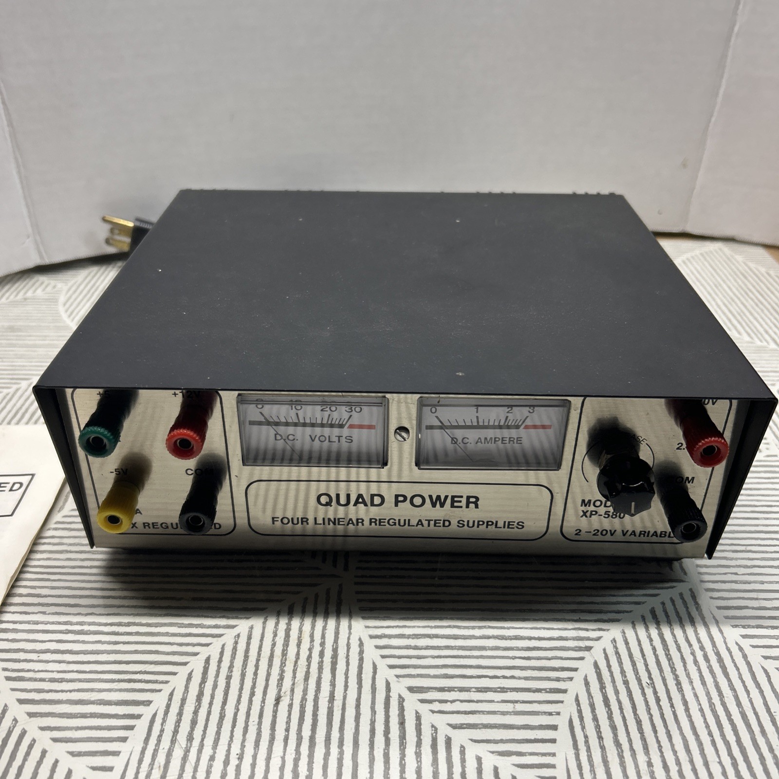 ELENCO Precision Model XP-580 Regulated Quad Power Supply 2-20V Variable