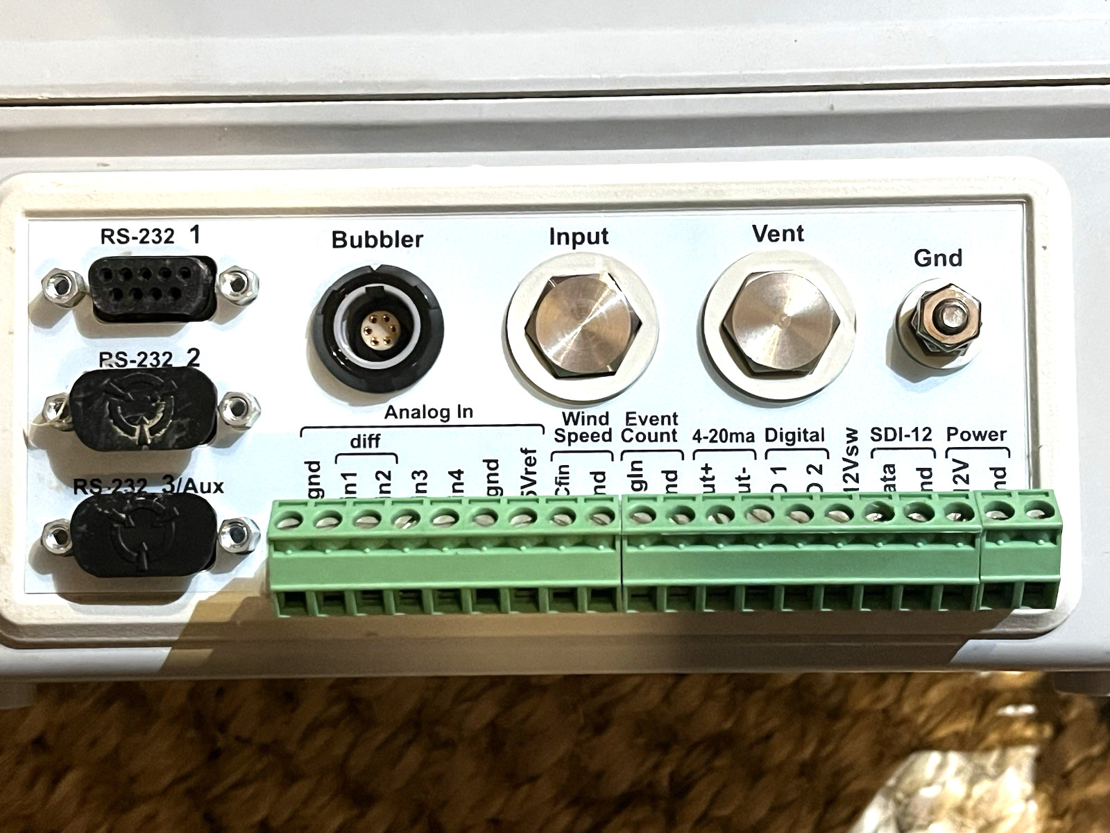 YSI WaterLOG Model H-500XL Data Logging System with Transducer