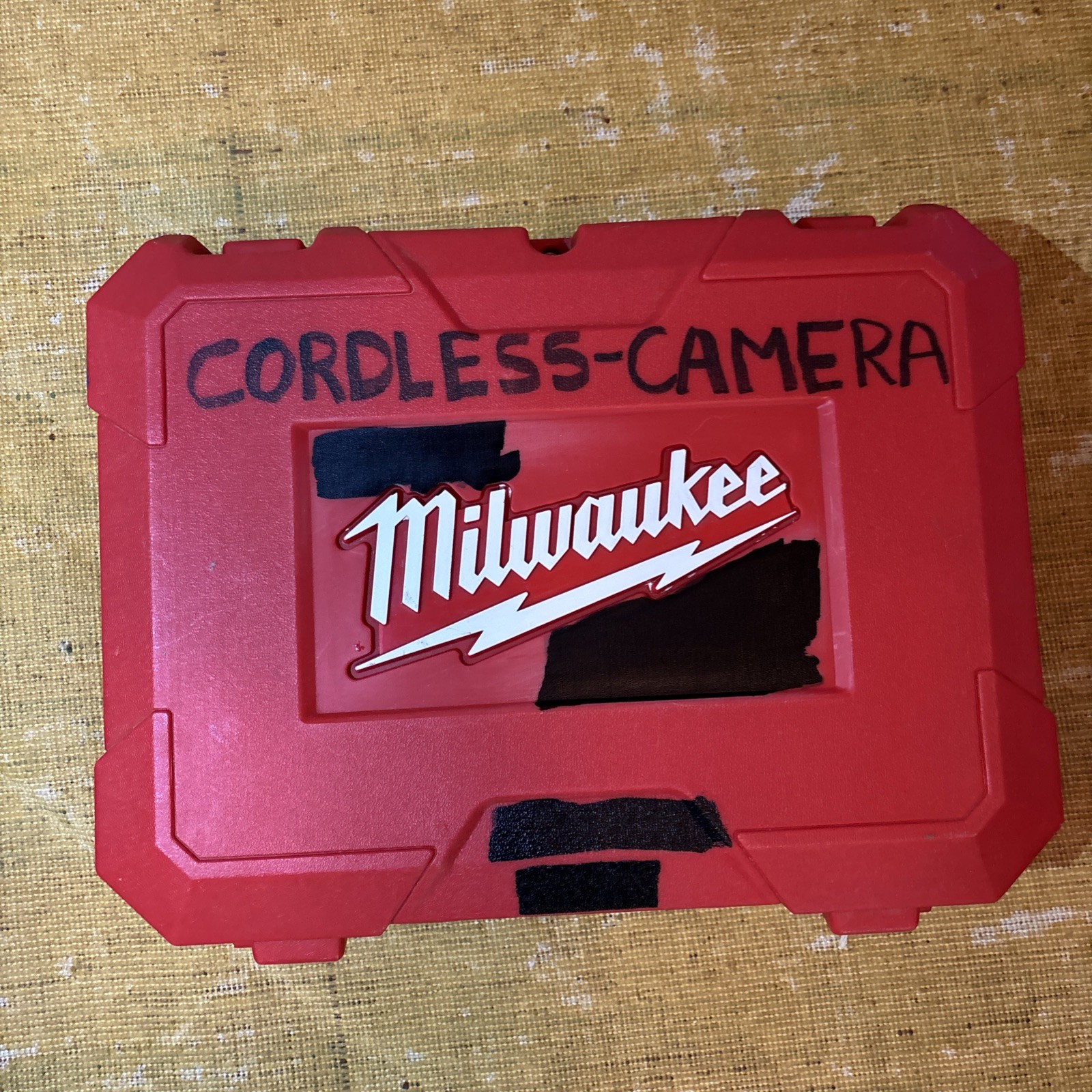 Milwaukee 2313-21 M12 12 Cordless M-Spector Digital Inspection Camera works