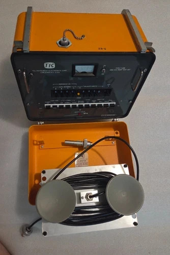 Tel-Instrument Electronics T-24B DME/GSI Ramp Test Set