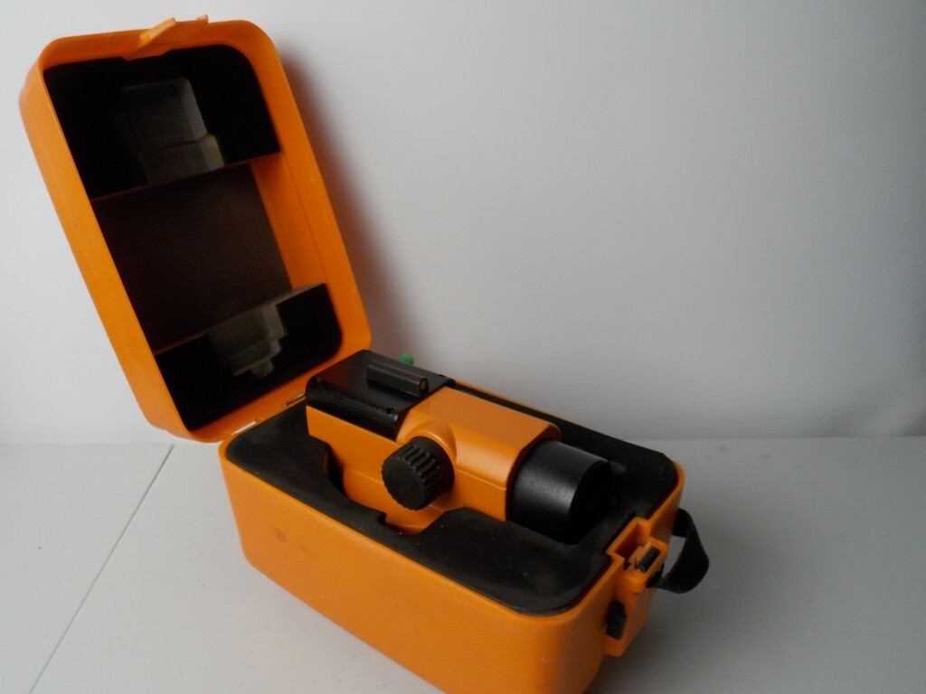 BOIF AL-126 Surveyor’s Tool With Hard Storage Case UNTESTED Pre-owned