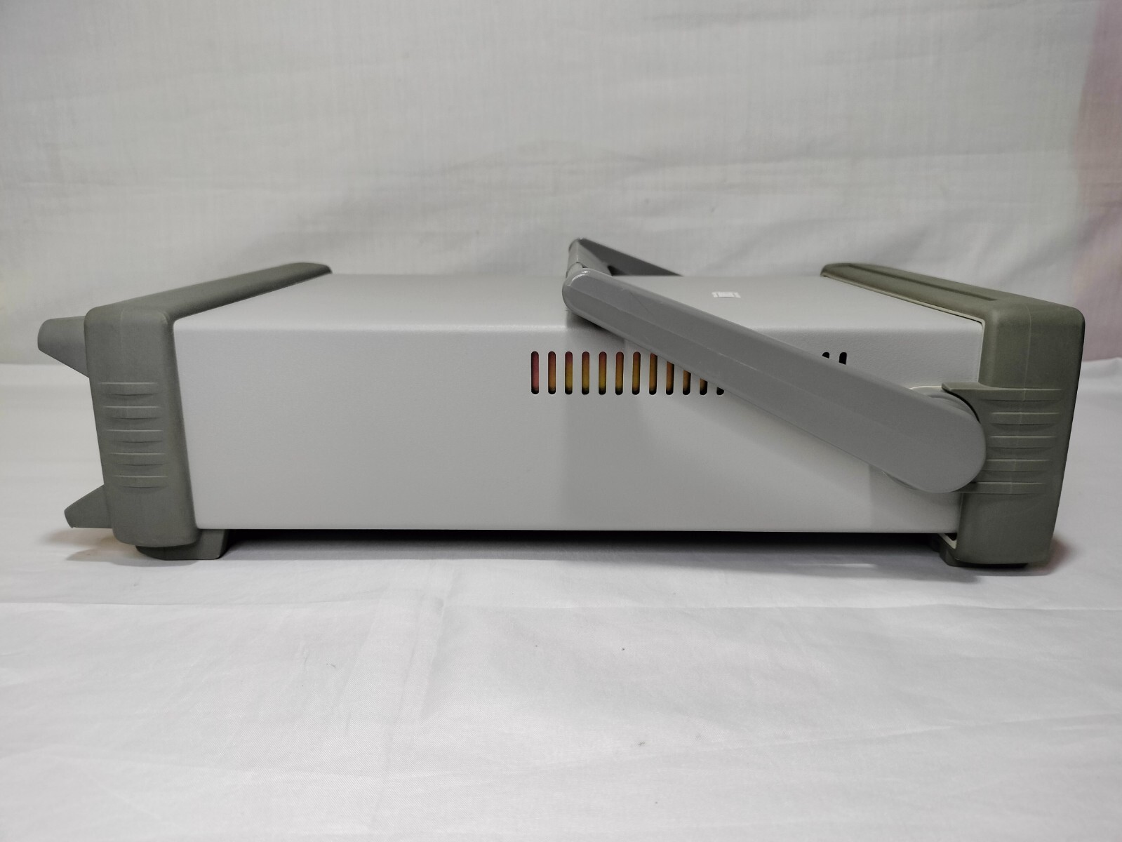 HP Agilent 53131A 225 MHz Universal Counter 170 VA Max S/N: MY40014345