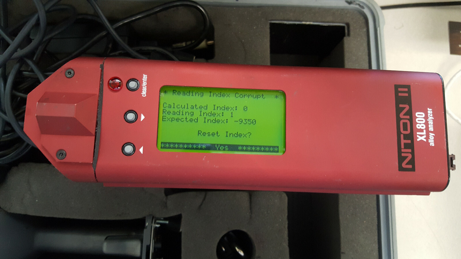 NITON II XL800 Alloy Analyzer