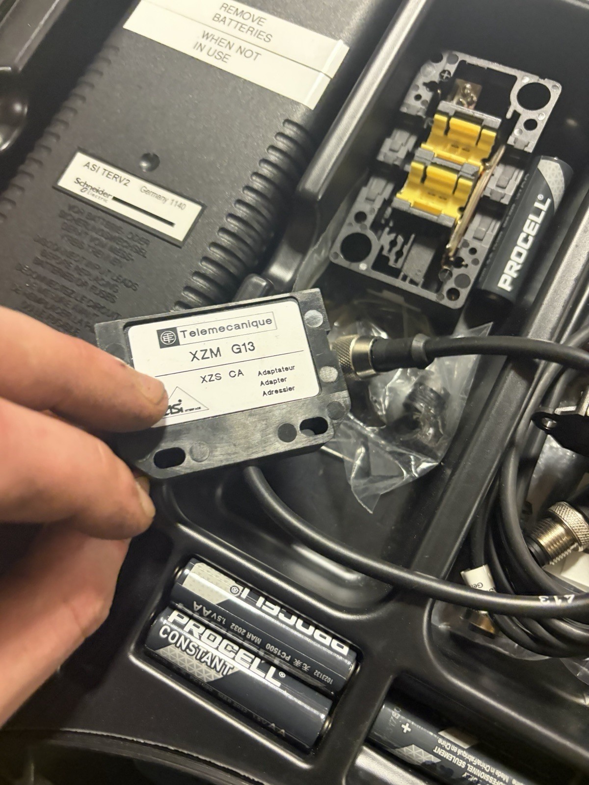 NEW SCHNEIDER ELECTRIC ASITERV 2SET ASITERV2SET