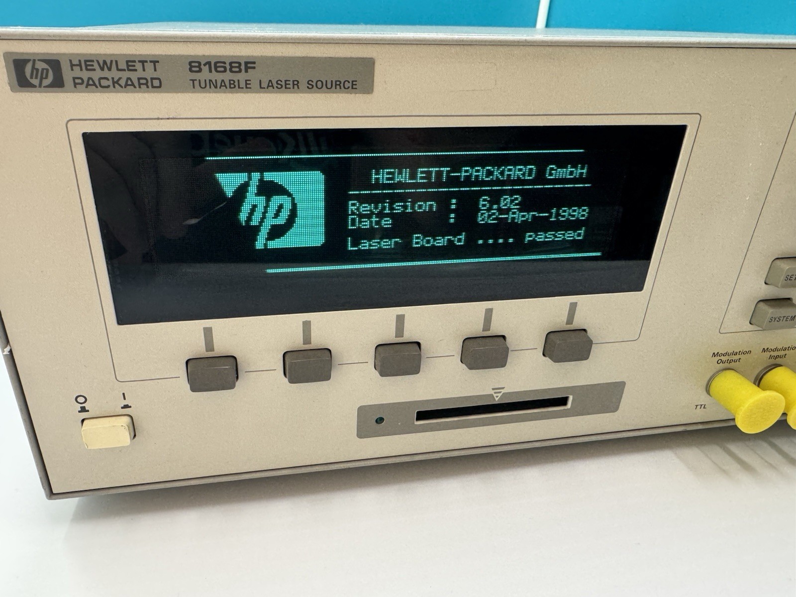 Keysight Agilent HP 8168F Tunable Laser Source 1450nm to 1590nm Unlocked