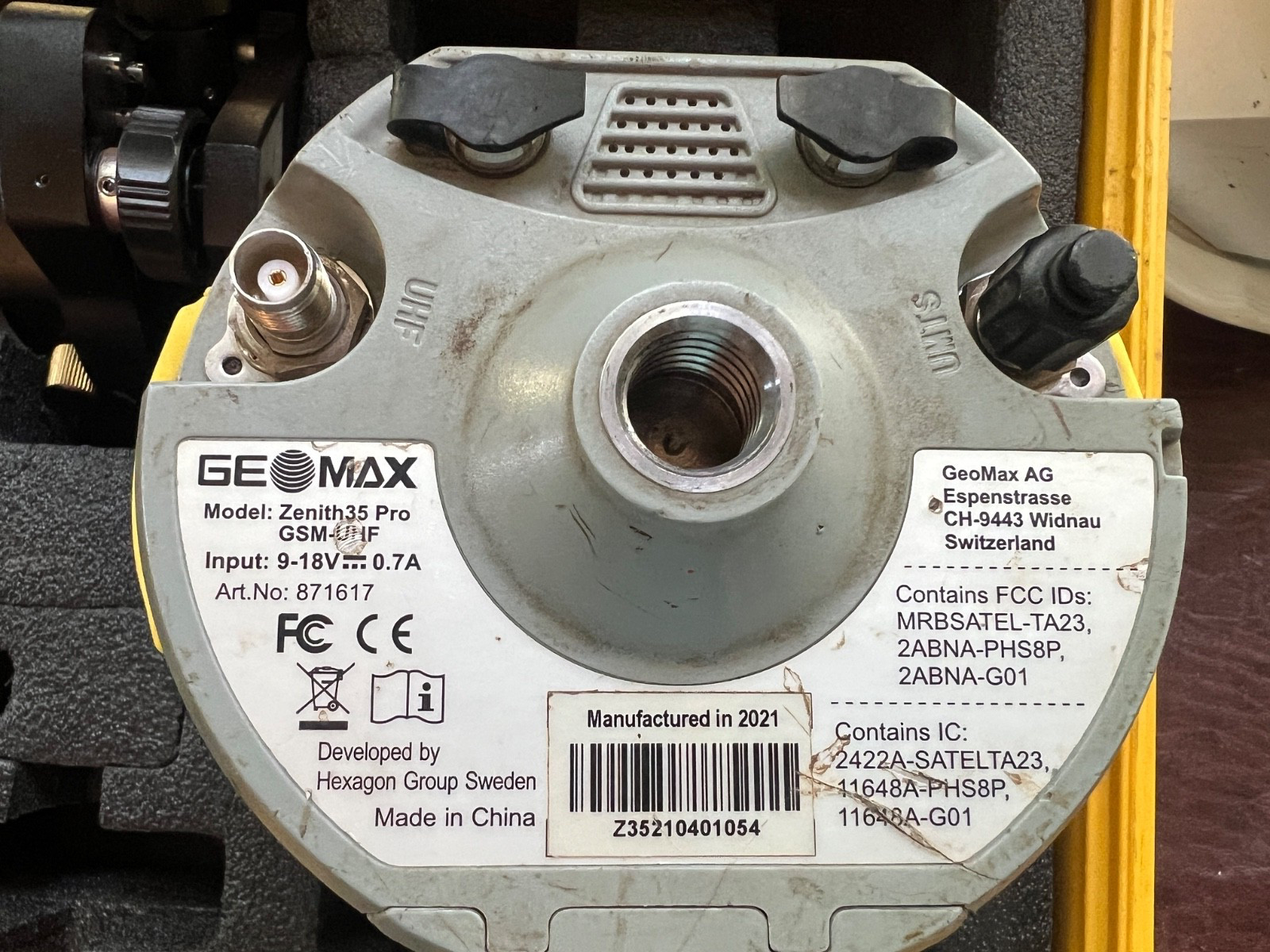 GeoMax Zenith 35 Pro Base and Rover GSM-UHF and Carlson Surveyor 2 Controller