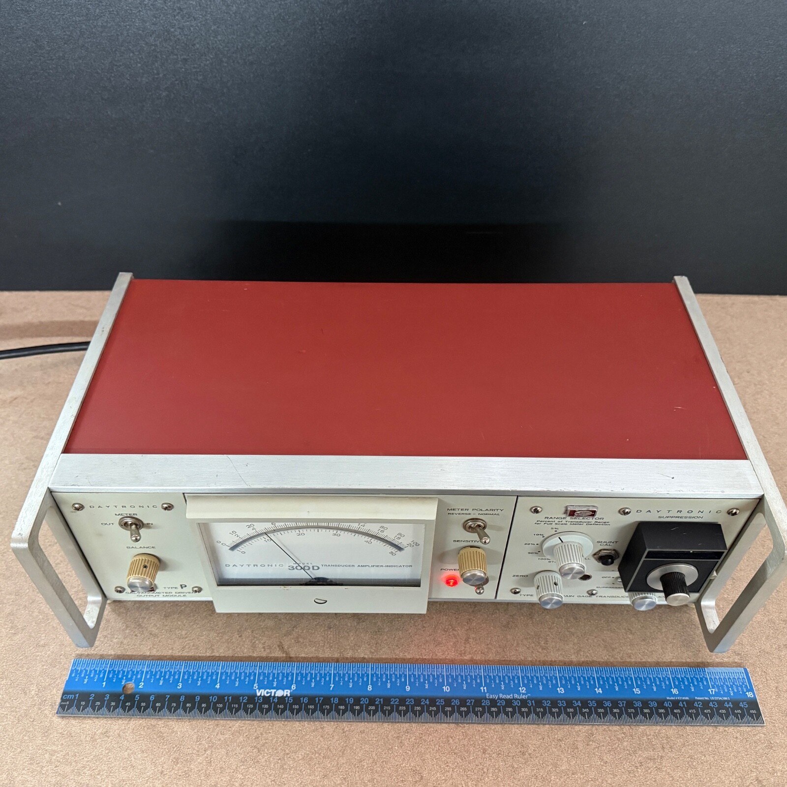 Daytronic 300D Transducer Amplifier System with Galvanometer and Strain Gage