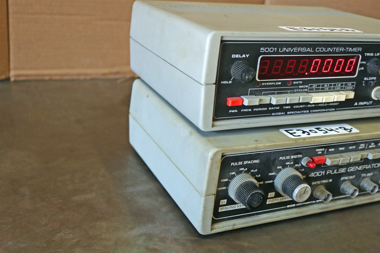 4001 Pulse Generator & 5001 Universal Counter Timer, Global Specialites – E3054