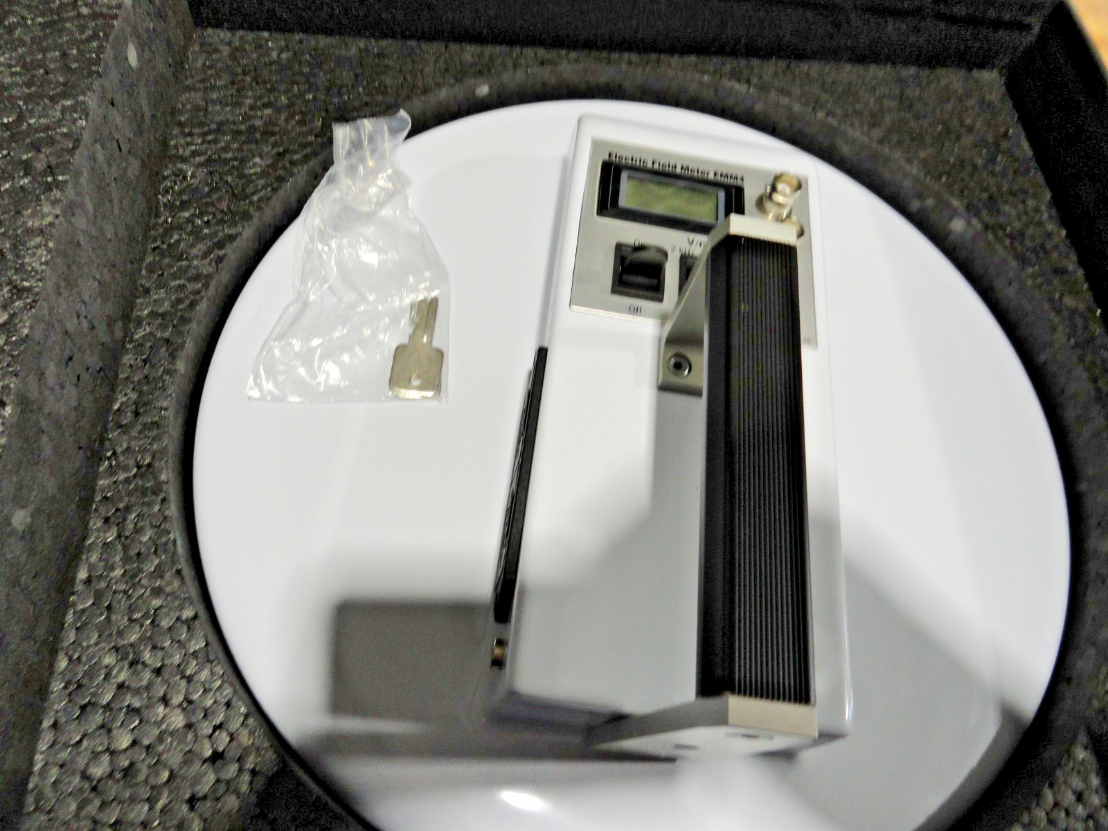 INNOVA AB EMM4 ELECTRIC FIELD METER W/CASE